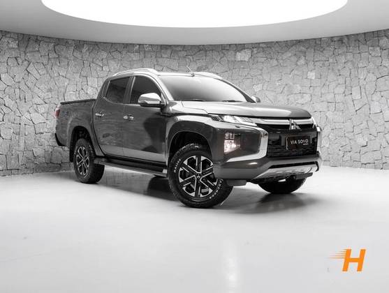 MITSUBISHI TRITON 2.4 BITURBO DIESEL CD HPE-S 4X4 AUTOMÁTICO